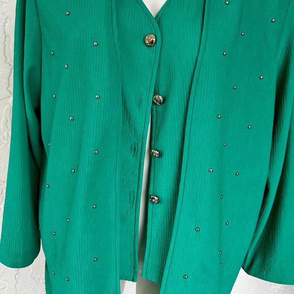 VTG Versatile Green Textured Vest/Jacket All-in-One Top w/Gold Buttons and Studs - Picture 4 of 14